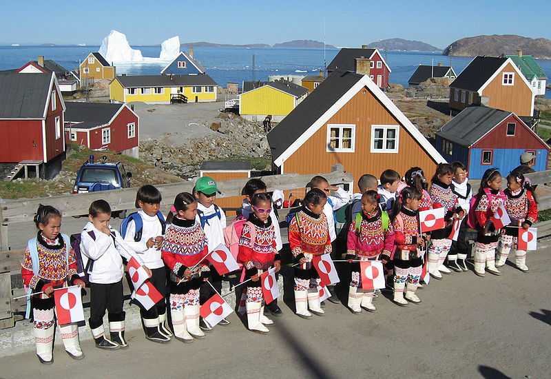 Niños en su primer día de clase en una escuela de Upernavik, un pueblo groenlandés de unos 1200 habitantes.